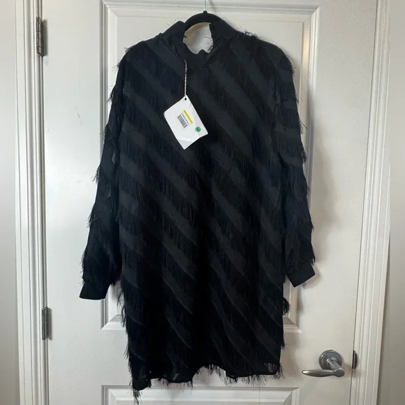 Elegant NWT Black Fringe Long Sleeve Midi Dress - Picture 4 of 8